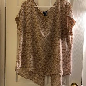 EUC women’s Torrid top